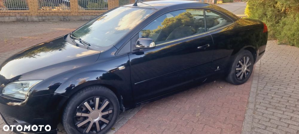 Ford Focus Coupe-Cabriolet 2.0 TDCi DPF Black Magic - 24