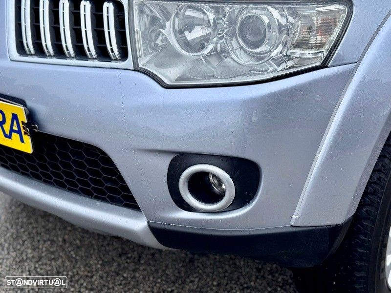Mitsubishi L200 2.5 DI-D CD Invite AC 4WD - 41