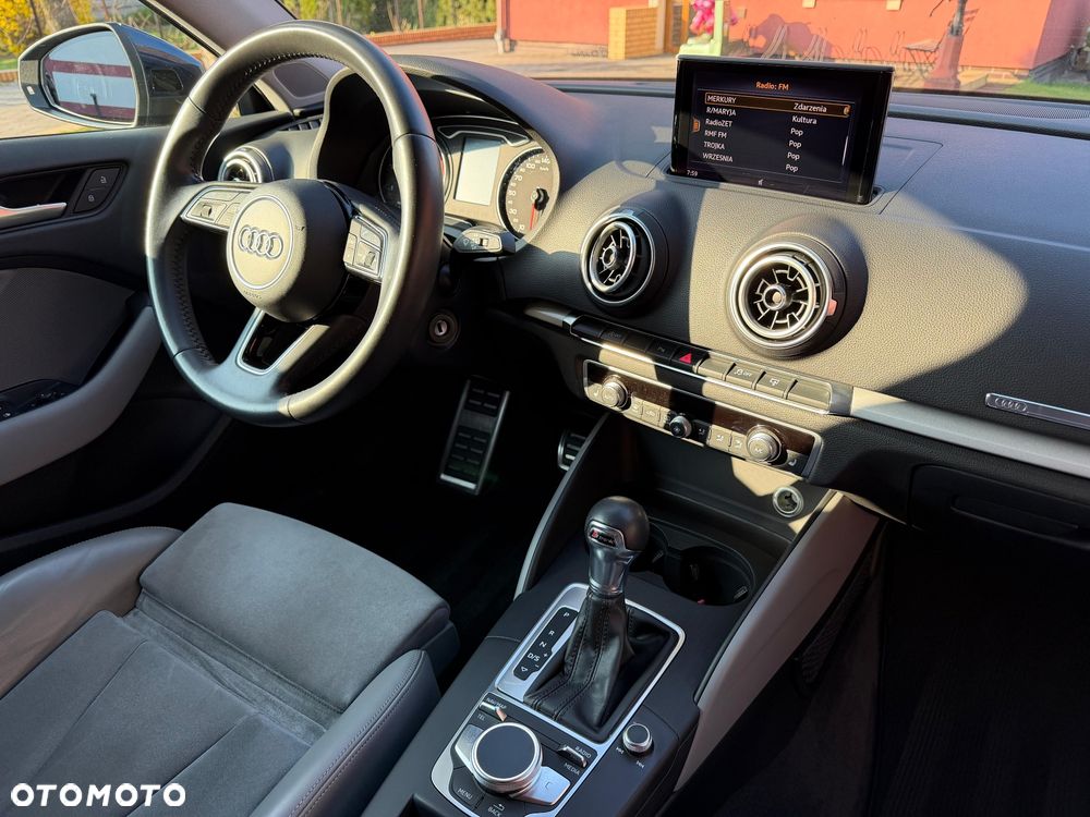 Audi A3 Sportback 2.0 TDI S tronic - 10