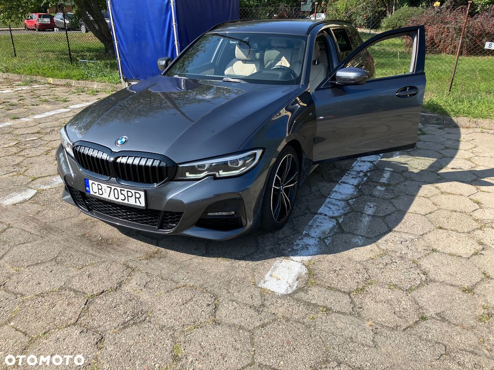 BMW Seria 3 320d xDrive M Sport - 2