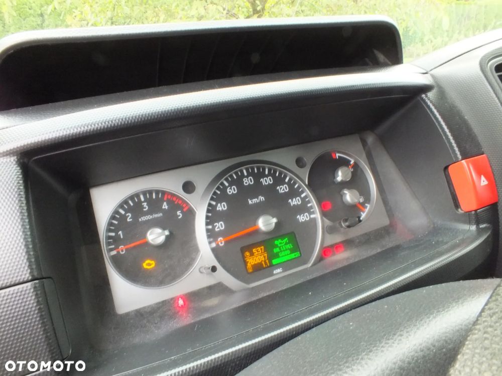Renault MAXITY - 21