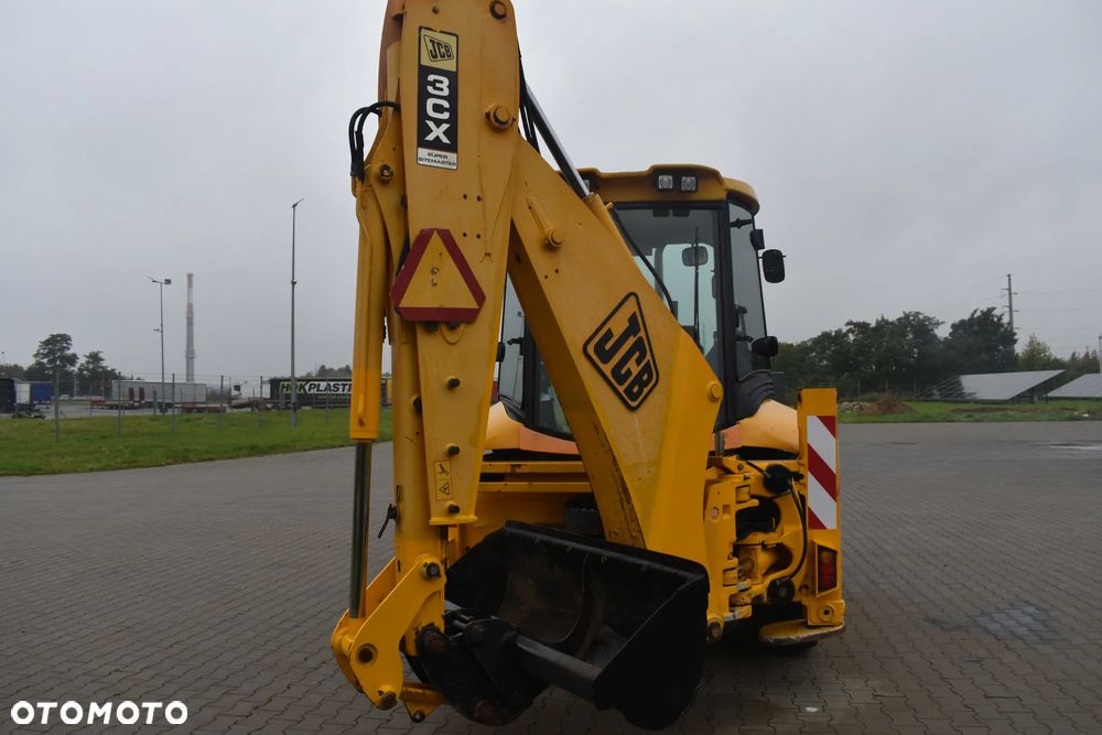 JCB 3 CX - 6