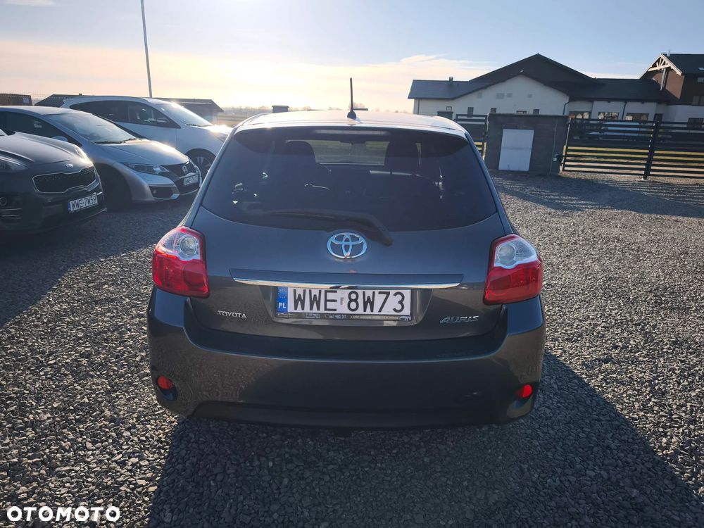 Toyota Auris 1.6 Luna - 22