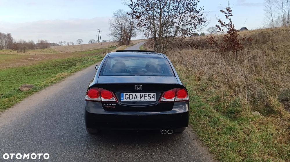 Honda Civic 1.8 Executive - 5
