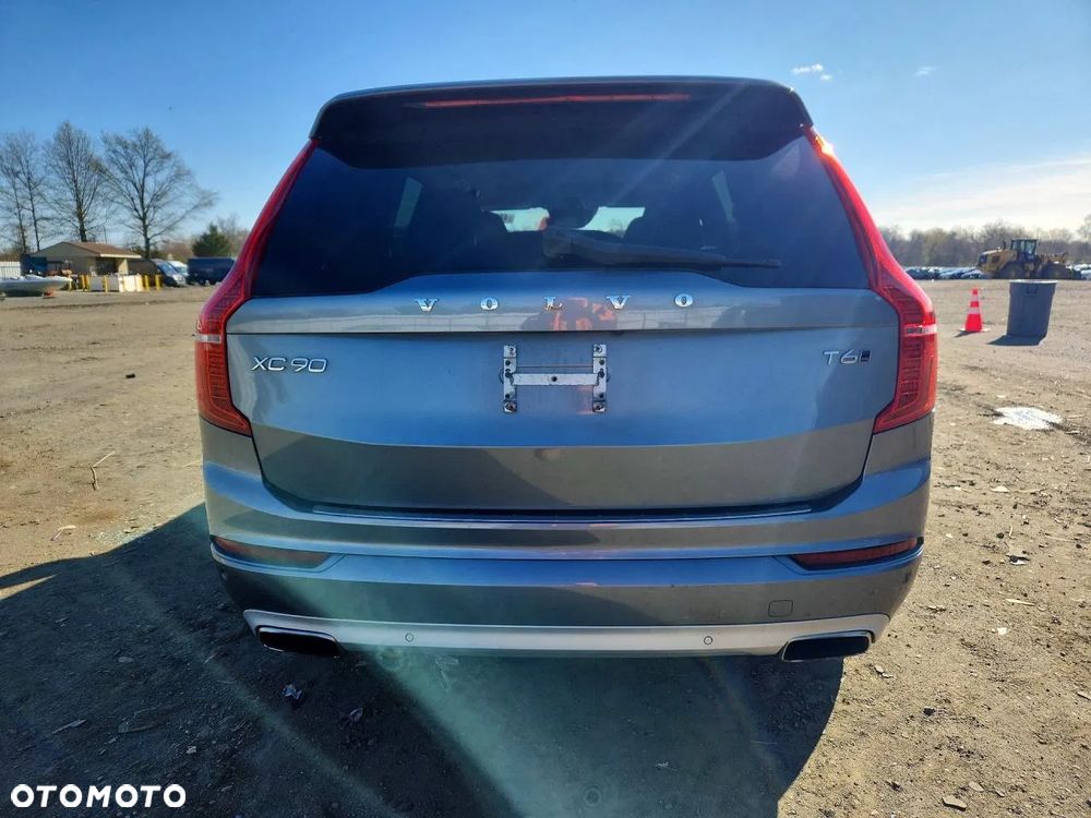 Volvo XC 90 T6 AWD Geartronic Momentum - 3