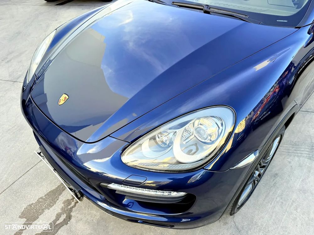 Porsche Cayenne Turbo - 58