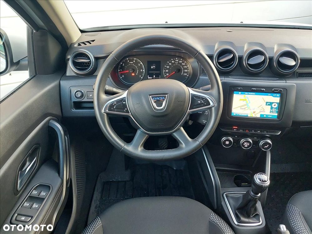 Dacia Duster 1.6 SCe Prestige - 10