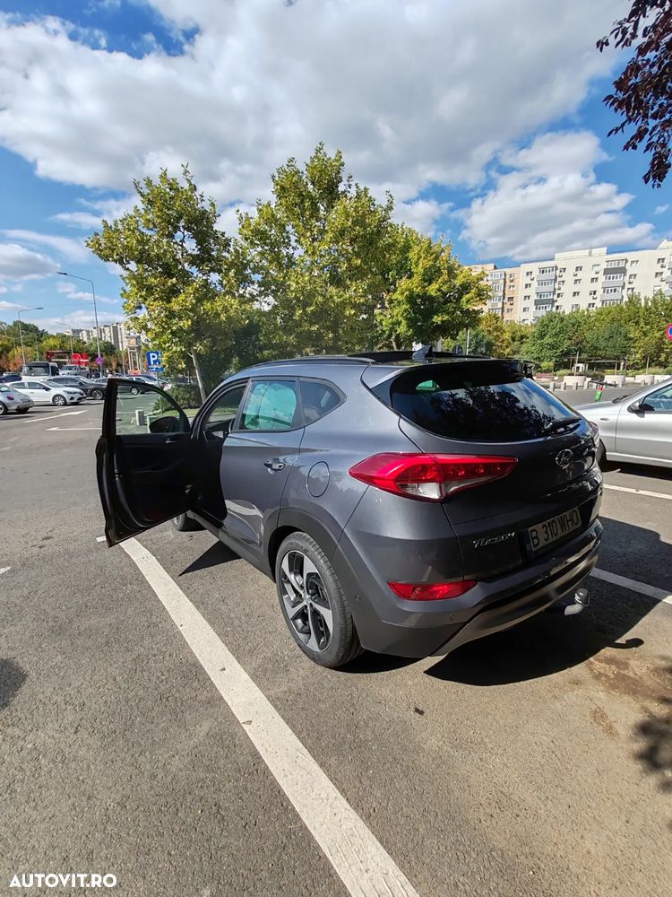 Hyundai Tucson 2.0 CRDI 4WD Automatik Premium - 15