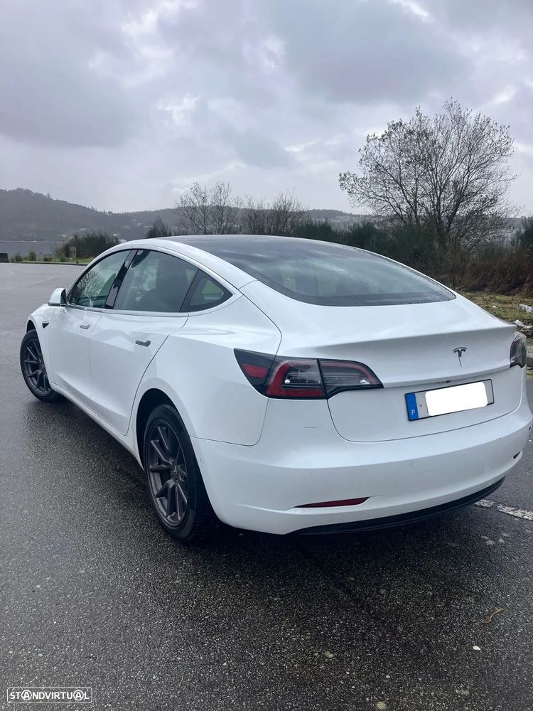 Tesla Model 3 Standard Range Plus RWD - 4