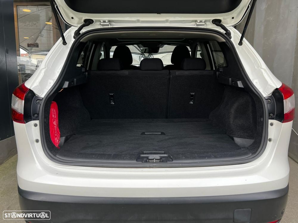 Nissan Qashqai 1.2 DIG-T Tekna Premium Pele S P.Preta - 50