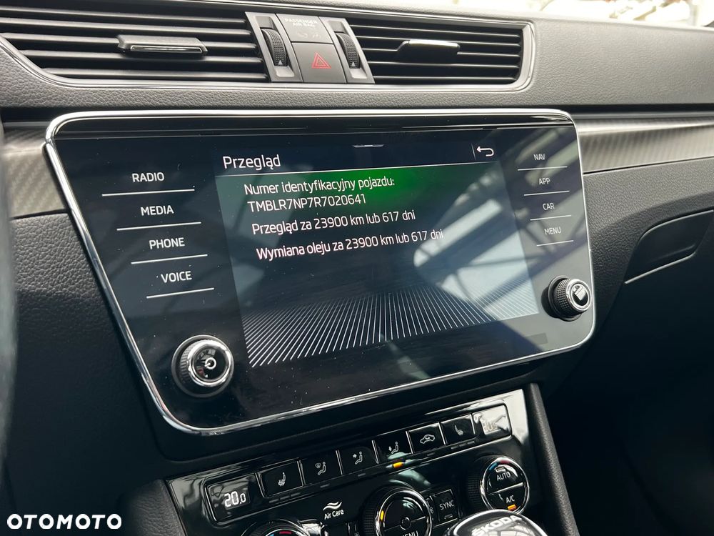 Skoda Superb 2.0 TDI SCR 4x4 Sportline DSG - 32