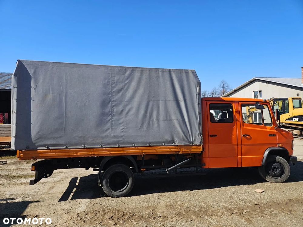 Mercedes-Benz 814 - 2