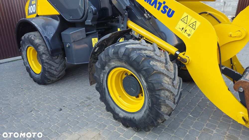 Komatsu WA 100M-6 - 6