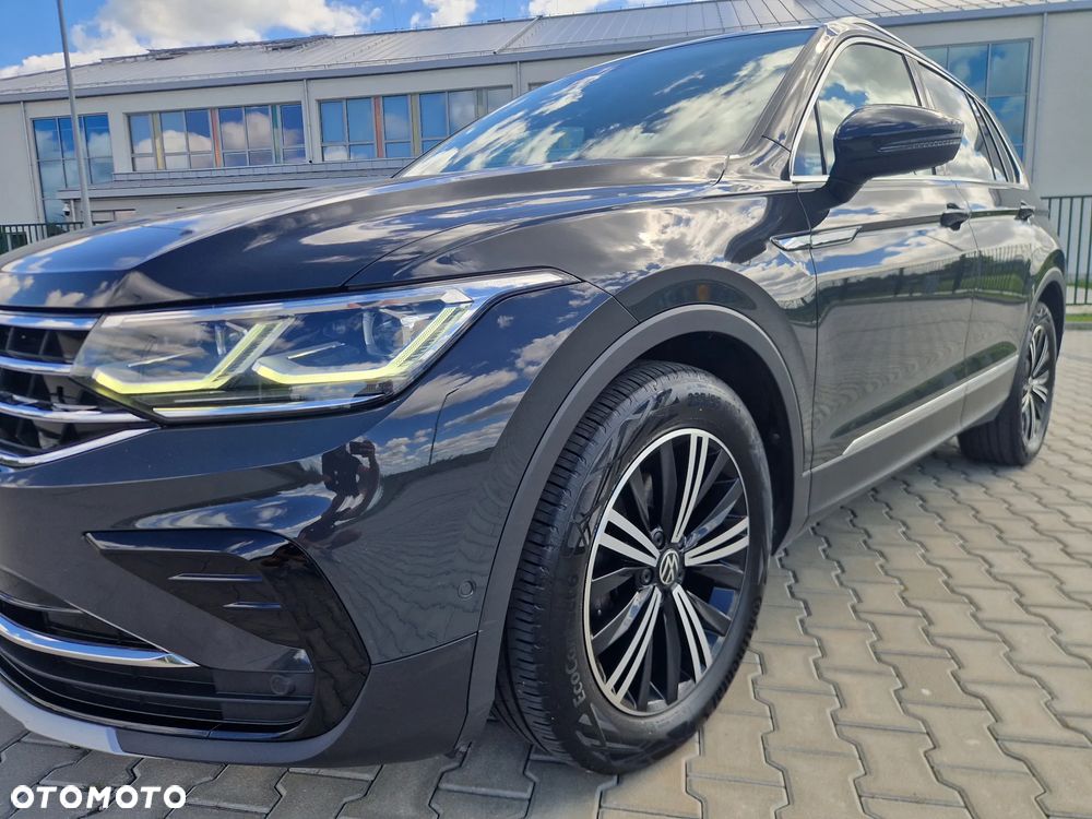 Volkswagen Tiguan 2.0 TDI SCR 4Mot Elegance DSG - 17