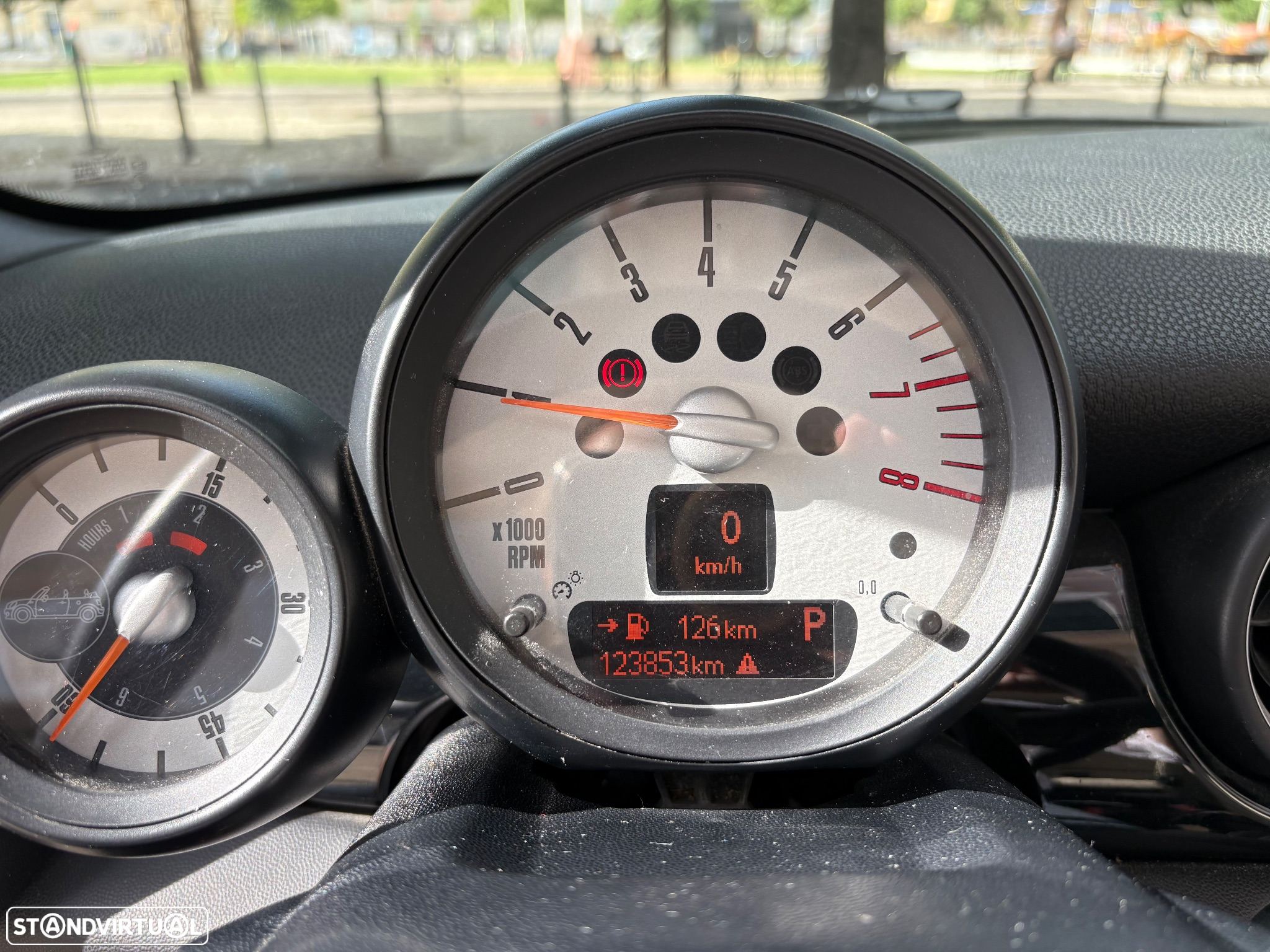 MINI Cabrio Cooper Auto. Highgate - 20