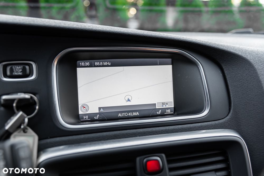 Volvo V40 Cross Country T4 AWD Geartronic - 32