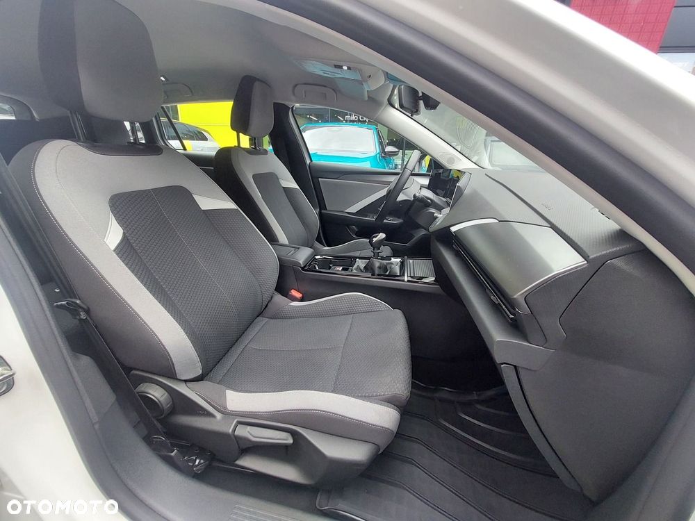 Opel Astra - 11