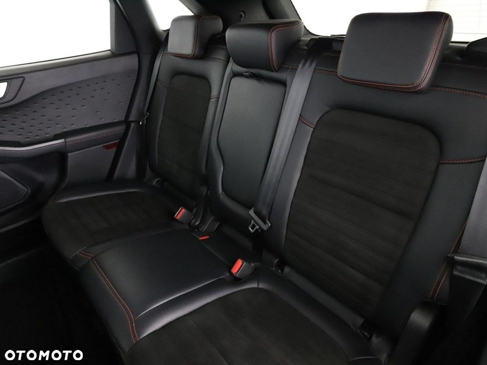 Ford Kuga 2.0 TDCi FWD ST-Line - 18