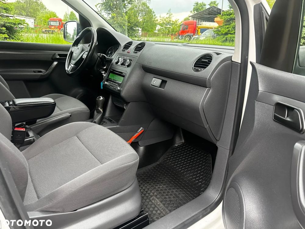 Volkswagen Caddy - 11