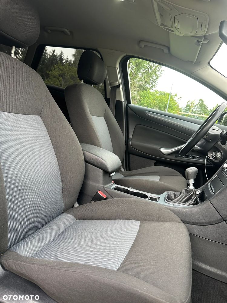 Ford Mondeo 2.0 TDCi Trend - 11