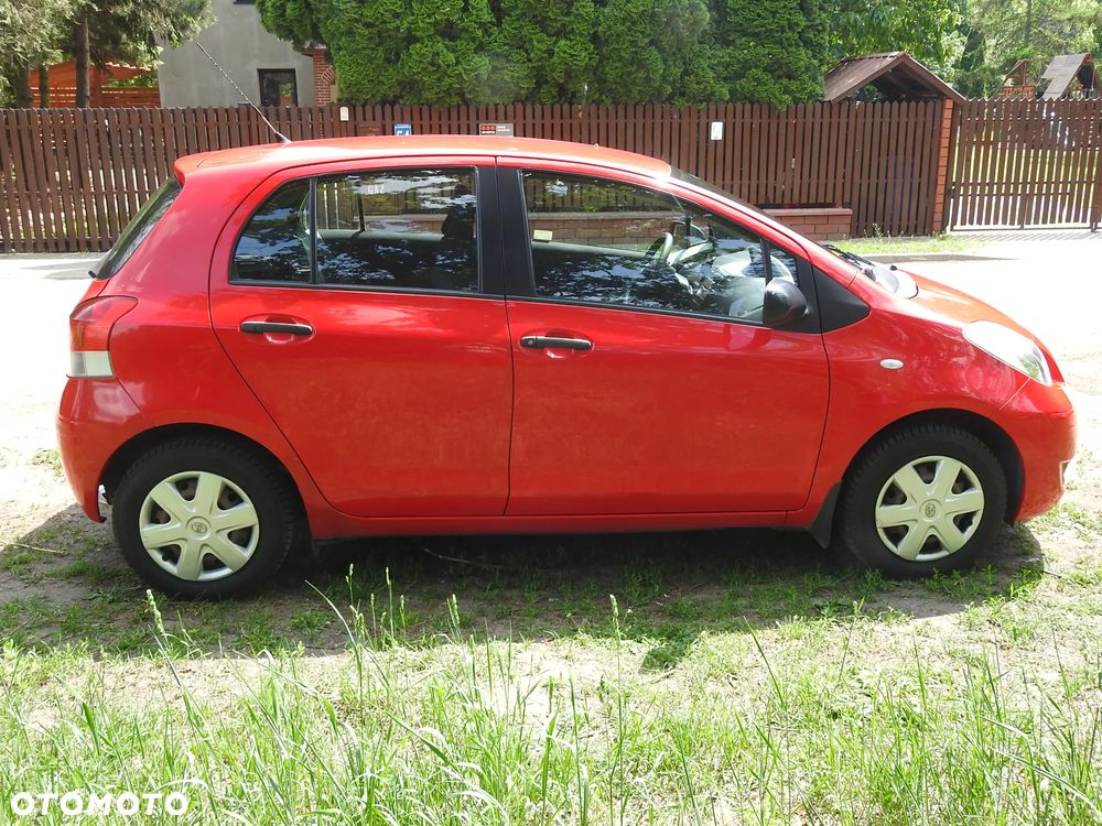 Toyota Yaris 1.0 Entry - 13