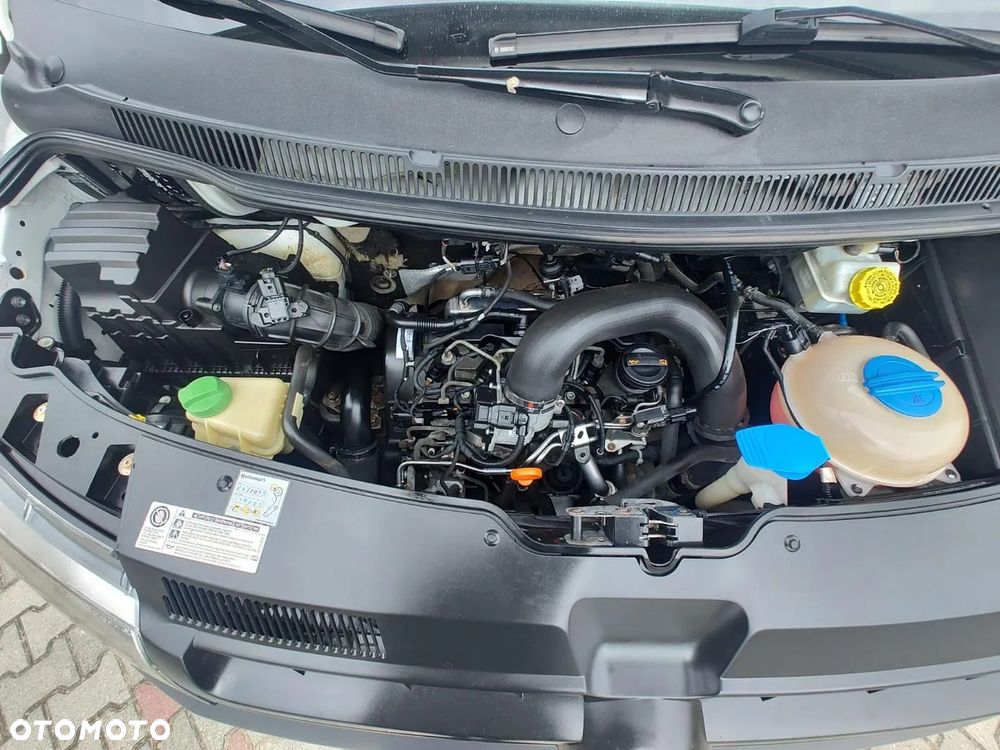 Volkswagen Transporter - 27