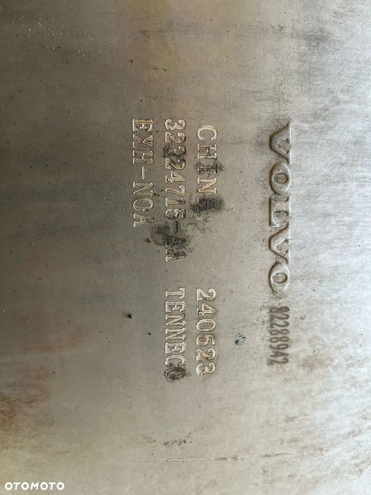 WYDECH RURA TŁUMIK VOLVO XC60 HYBRYDA - 2