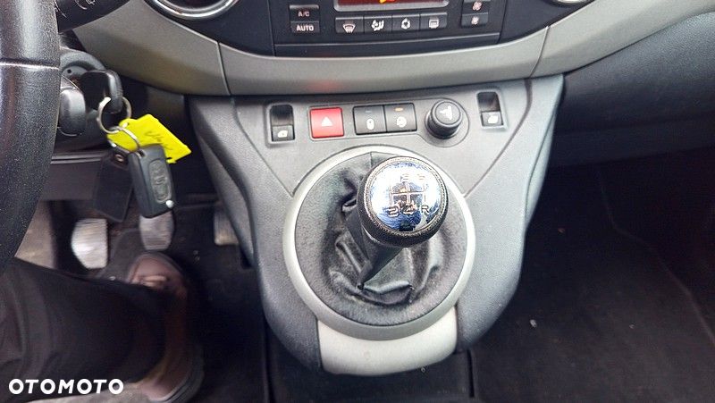 Peugeot Partner - 12