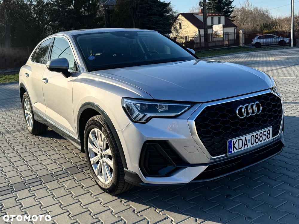 Audi Q3 35 TFSI S tronic - 1