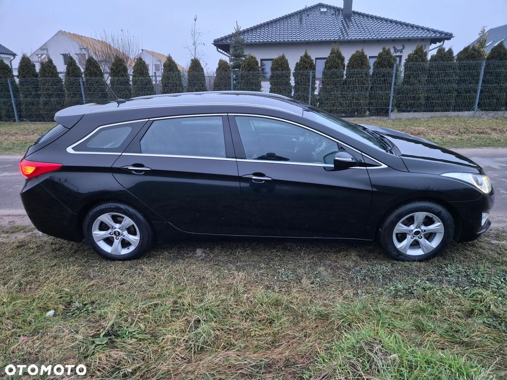 Hyundai i40 i40cw 1.7 CRDi Fifa World Cup Edition - 2