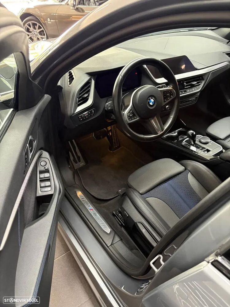 BMW 116 d Pack Desportivo M Auto - 5