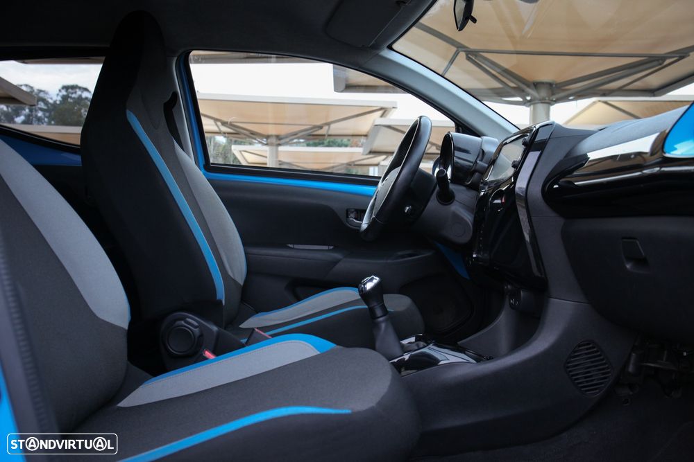 Toyota Aygo x-cite - 12