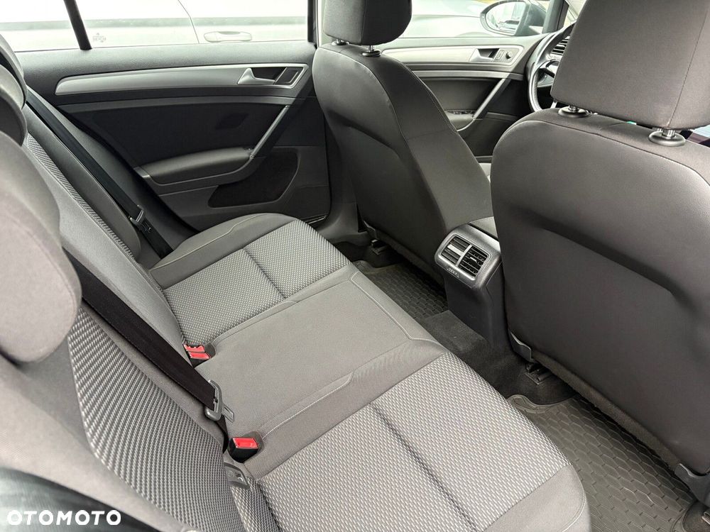 Volkswagen Golf 1.0 TSI Trendline - 14