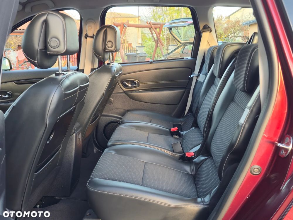 Renault Grand Scenic 2.0 16V 140 CVT Bose Edition - 25