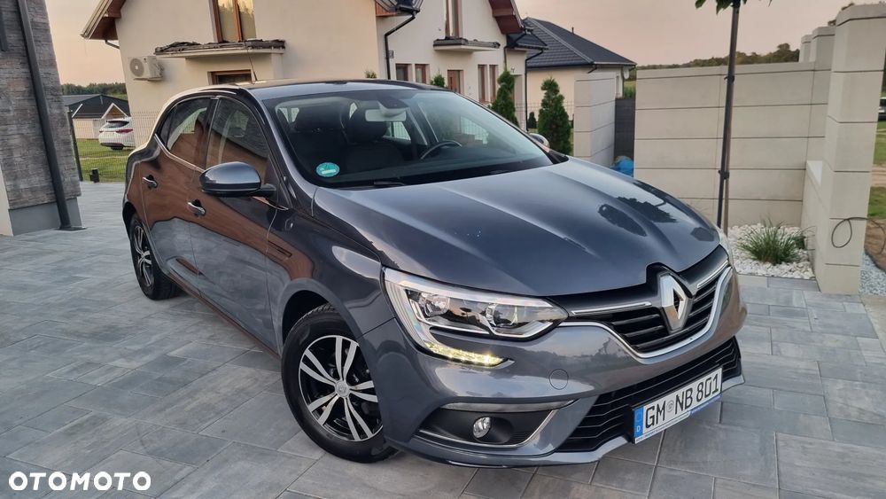 Renault Megane ENERGY TCe 100 INTENS - 17