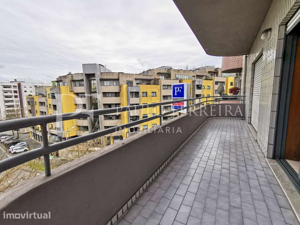 Apartamento T2 no centro de Famalicão - Grande imagem: 4/13