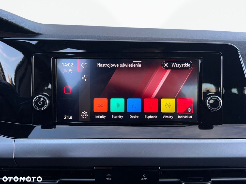 Volkswagen Golf VIII 1.5 TSI EVO Life - 28