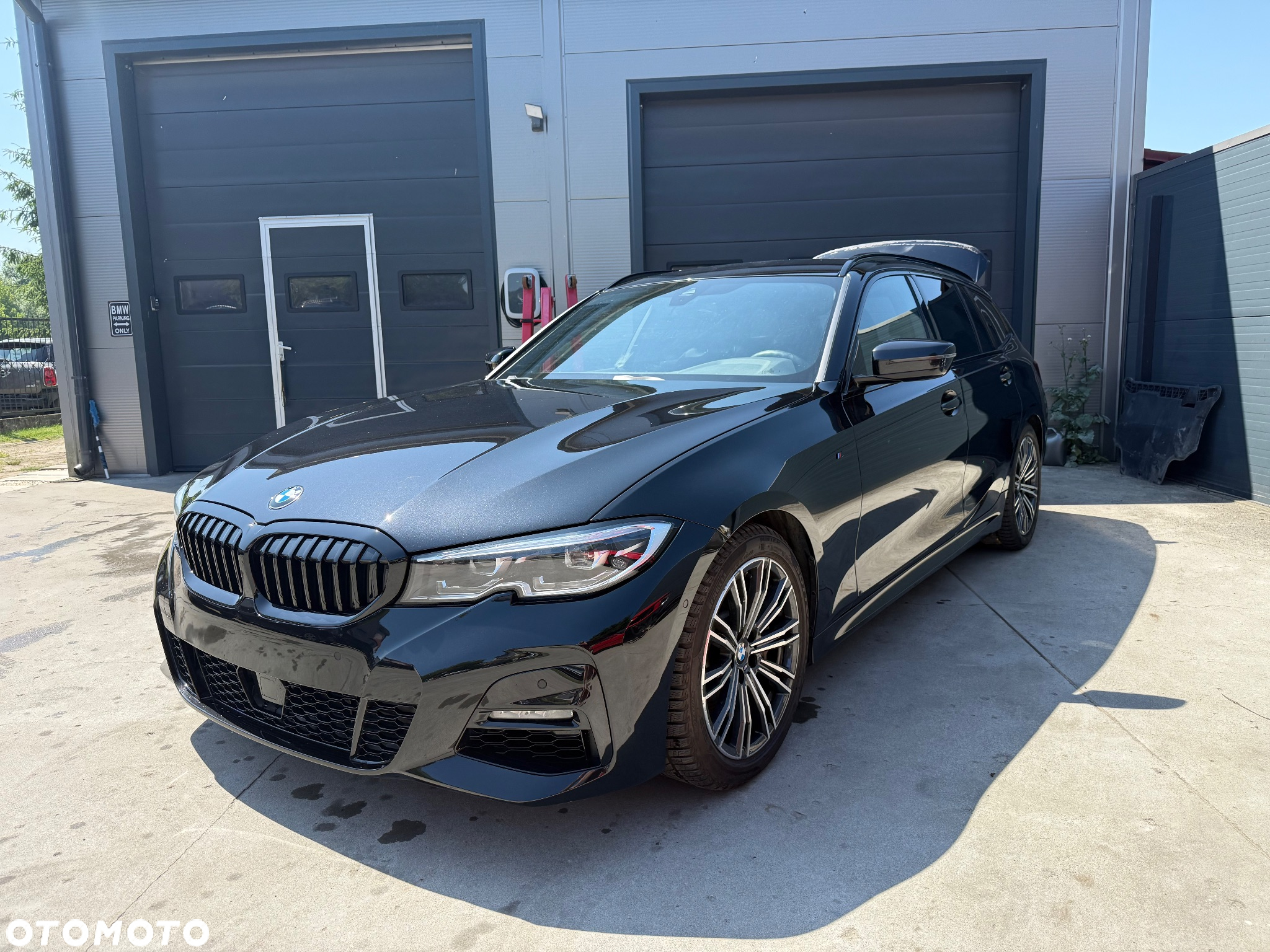 BMW Seria 3 330i M Sport sport - 10