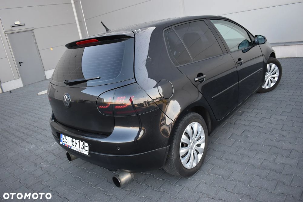 Volkswagen Golf - 34