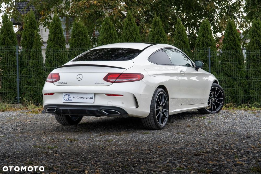 Mercedes-Benz Klasa C 300 d 4MATIC 9G-TRONIC - 4