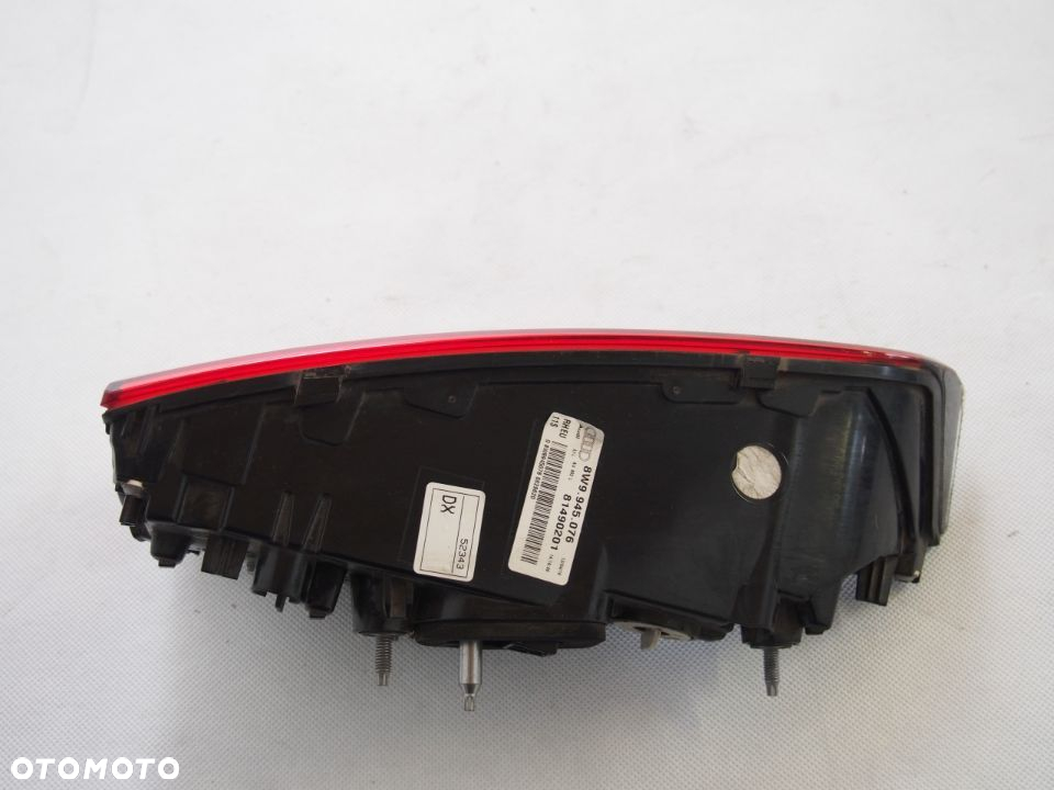 Image Audi A4 zadní pravé zadní světlo a 4 kombi 15r - 8W9945076