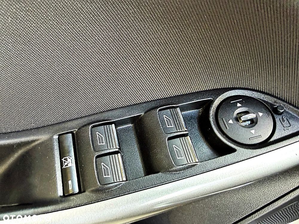 Ford Focus 1.6 TDCi DPF Start-Stopp-System Titanium - 24