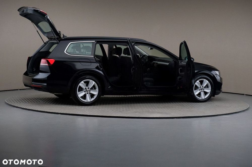 Volkswagen Passat Variant 2.0 TSI Business DSG - 6