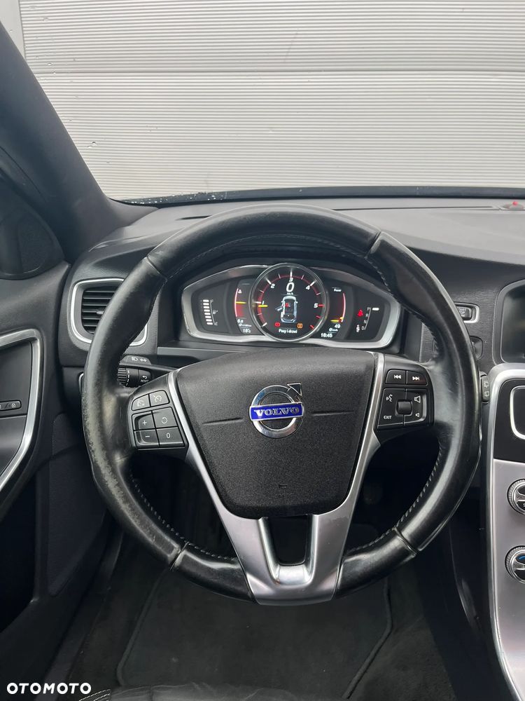 Volvo V60 D3 Drive-E Kinetic - 8