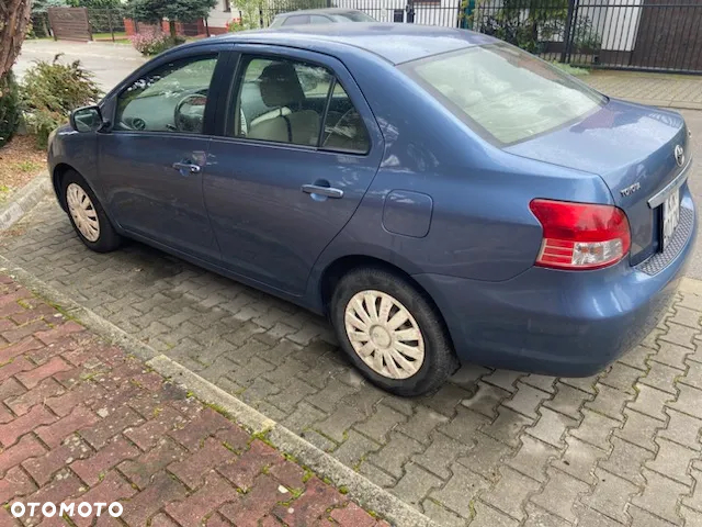 Toyota Yaris - 11