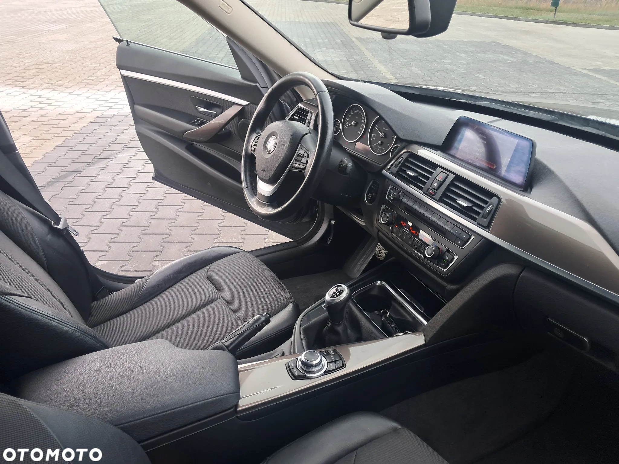 BMW 3GT 318d GT Modern Line - 17