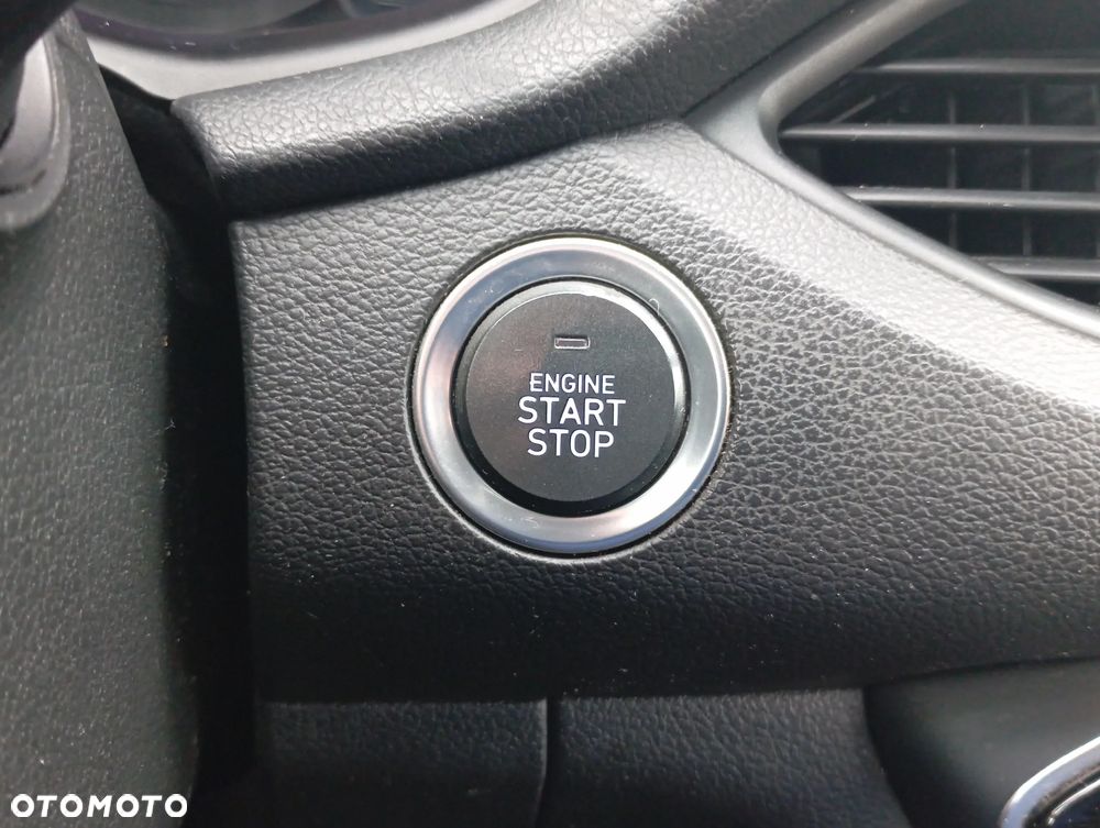 Hyundai i30 blue 1.6 CRDi Premium - 16