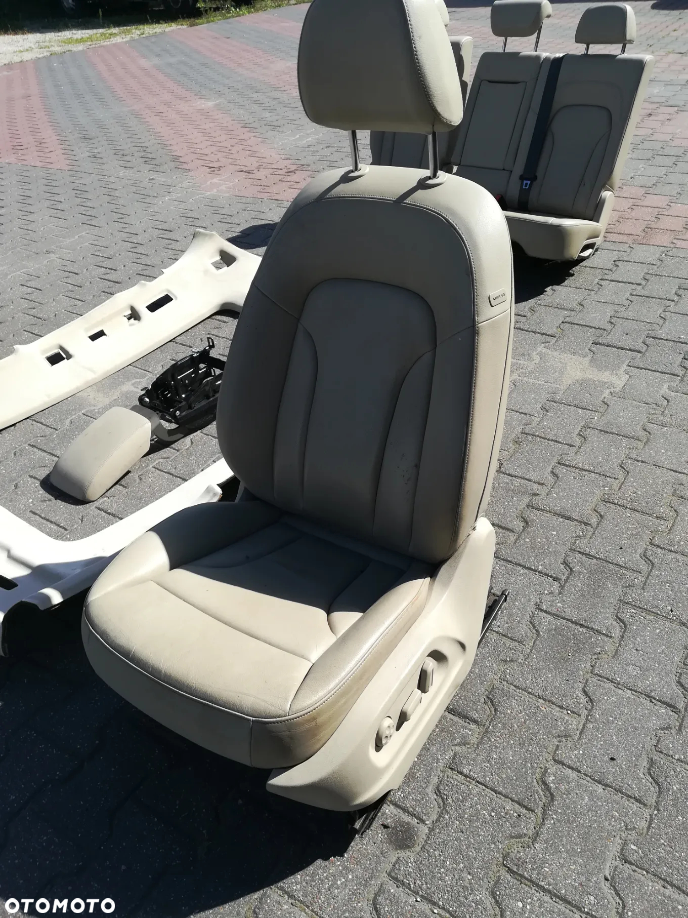 BOCZKI DRZWI,KAROSERIA, DACH,PODSUFITKA AUDI Q5 8R - 4