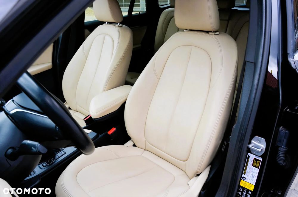 BMW X1 xDrive28i xLine - 12