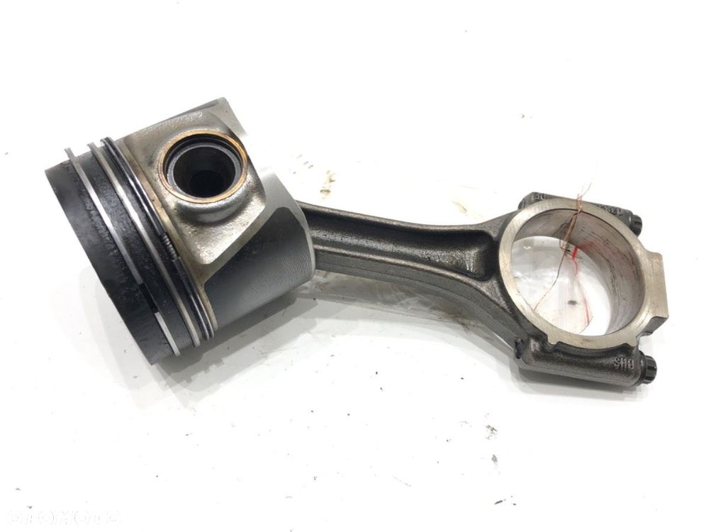 TŁOK Z KORBOWODEM - 86.00 PLN - AUDI A4 B8 Avant (8K5) 2007 - 2015 2.0 TDI 105 kW [143 KM] olej - 3